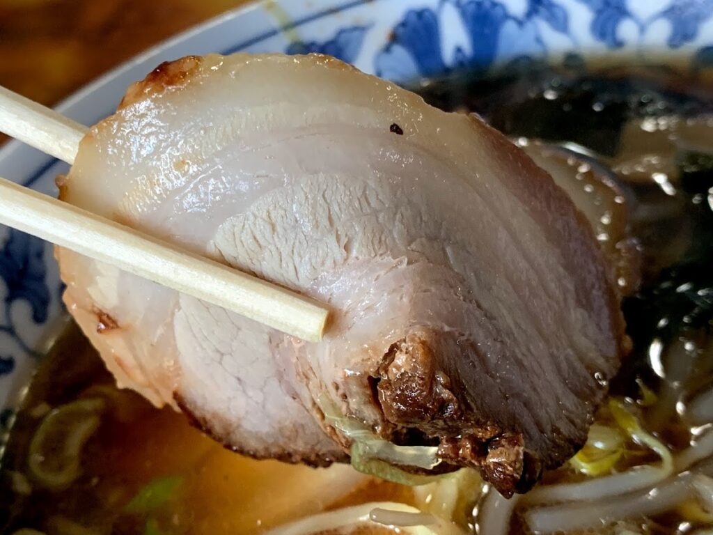 味がしっかり染みたチャーシュー