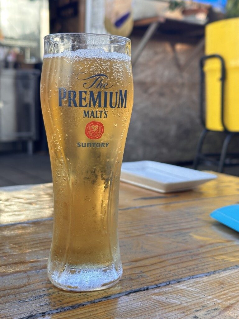 ノンアルコールビールで乾杯の準備