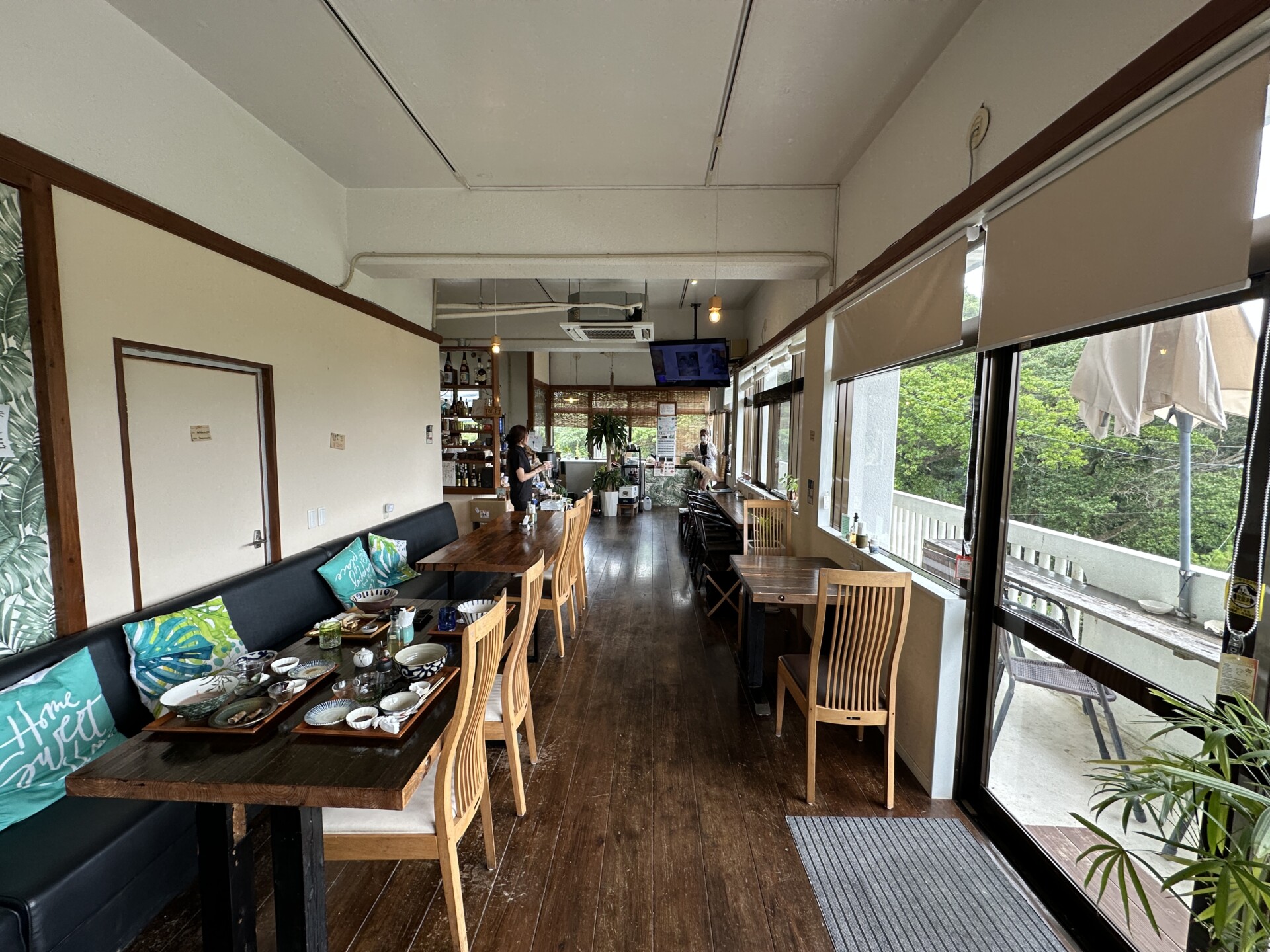 上原そば 店内の雰囲気